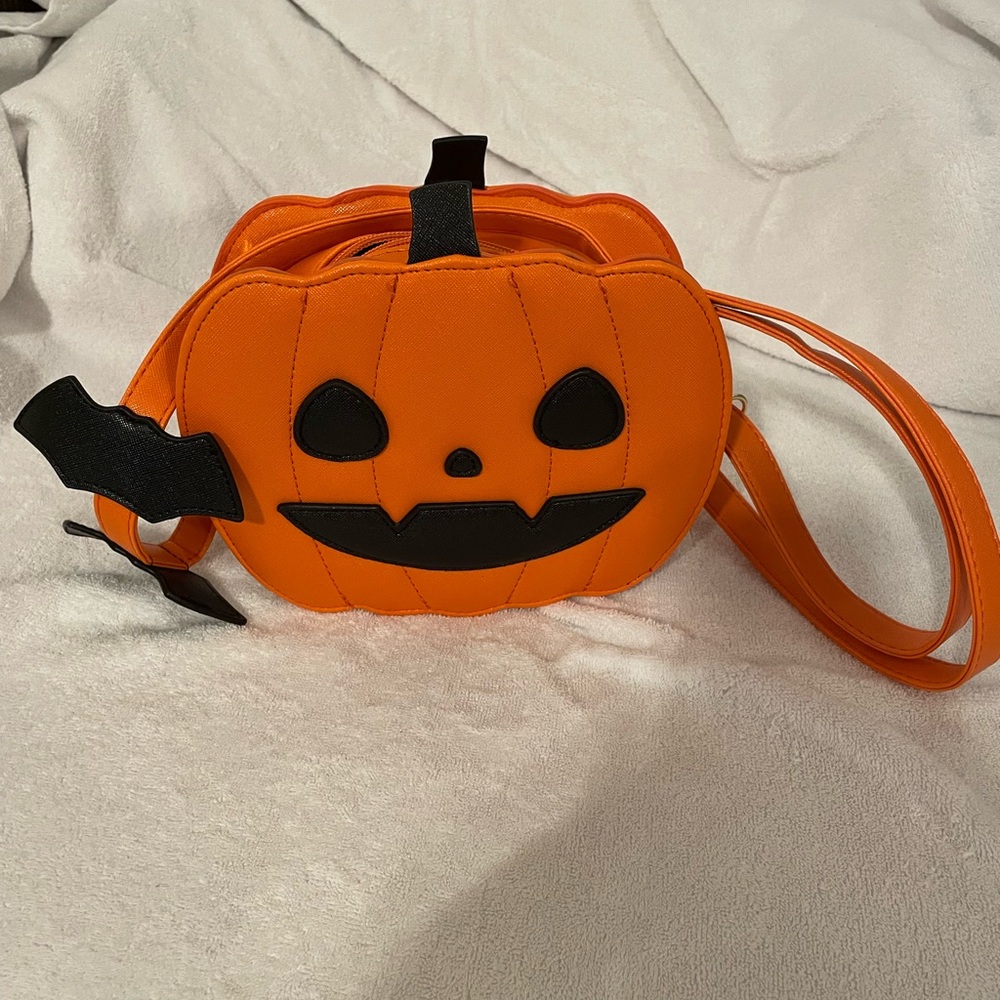 Happy Halloween Novelty Pumpkin Purse. Leather